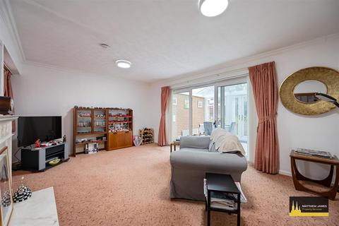 11 Aldrin Way, Coventry, CV4 7DP