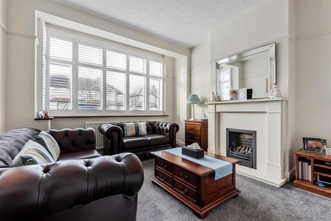 175 Bridgewood Road, Worcester Park, KT4 8XU