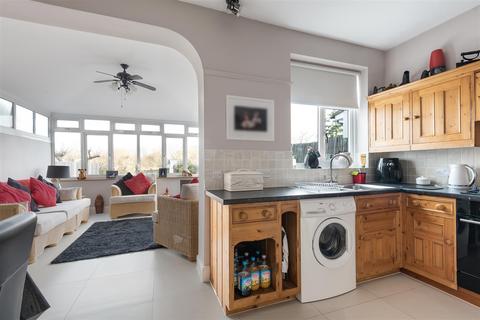 175 Bridgewood Road, Worcester Park, KT4 8XU