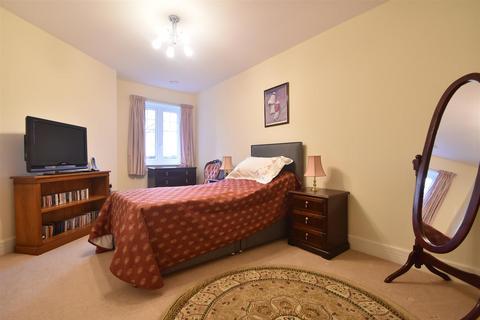1 bedroom retirement property for sale, 7 Lock Court, Copthorne Road, Shrewsbury, SY3 8LP
