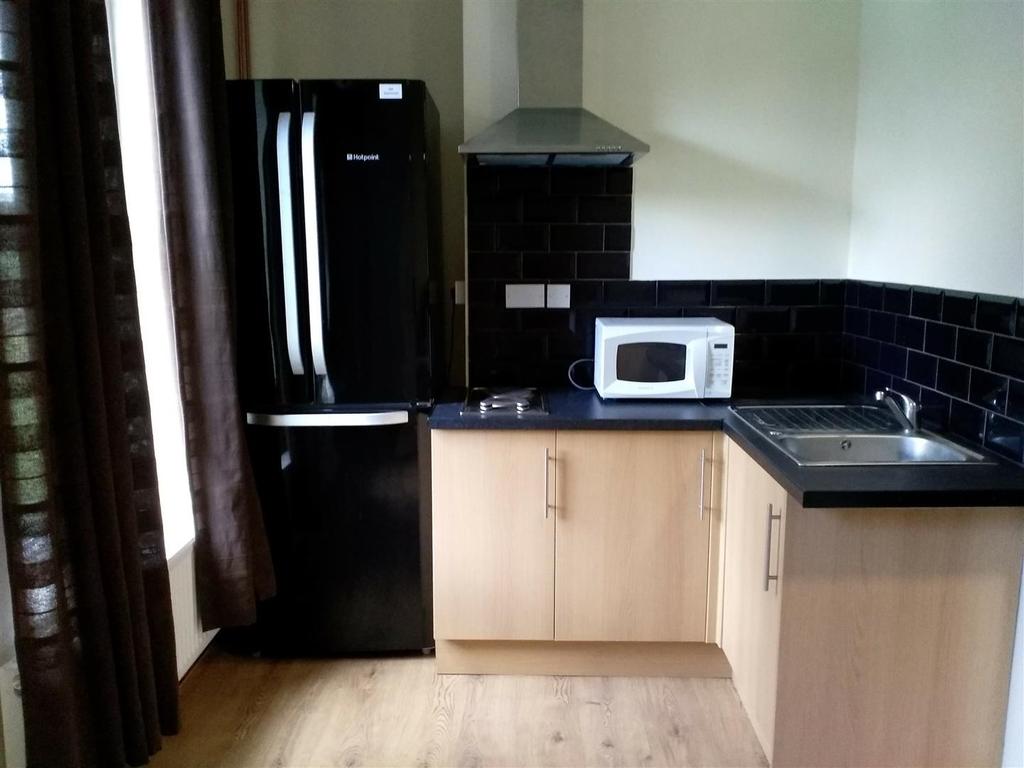 Prince Street, Madeley, Telford 1 bed in a house share £450 pcm (£104 pw)