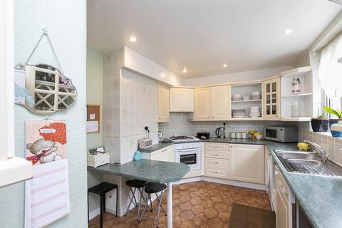 34 Coopersale Common, Coopersale, Epping, CM16 7QU