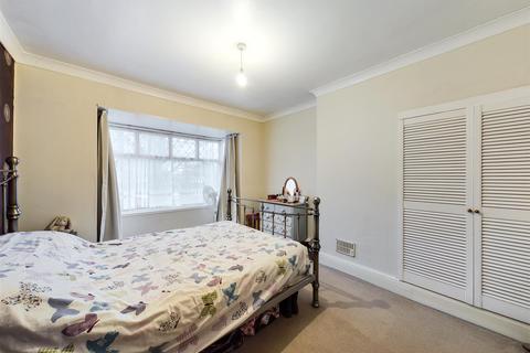 83 Queensgate, Bridlington, YO16 7LL