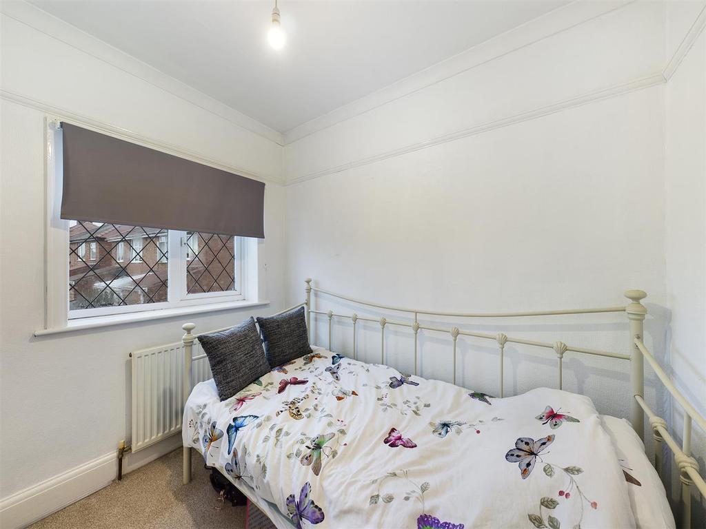 Bedroom: