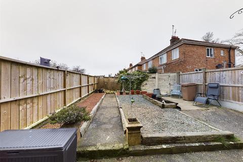 83 Queensgate, Bridlington, YO16 7LL