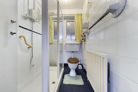 16 Bempton Close, Bridlington, YO16 7HL