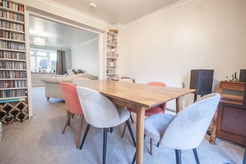 22 Sheppard Drive, Chelmsford, CM2 6QE