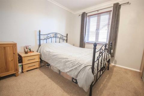 22 Sheppard Drive, Chelmsford, CM2 6QE