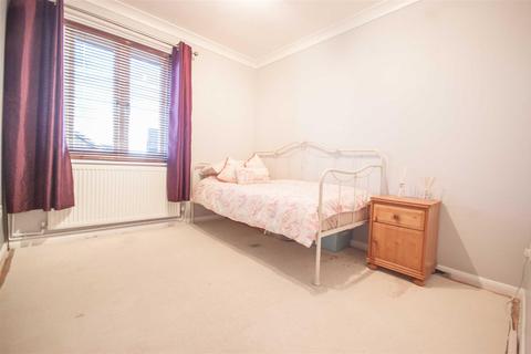 22 Sheppard Drive, Chelmsford, CM2 6QE