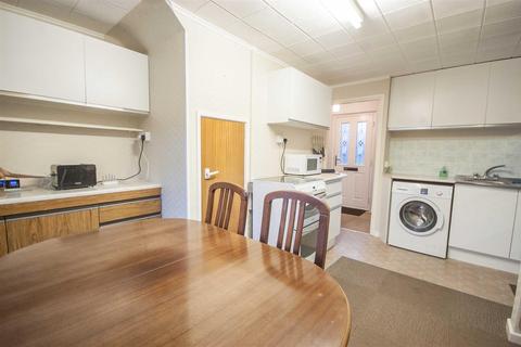 84 Beehive Lane, Chelmsford, CM2 9RX