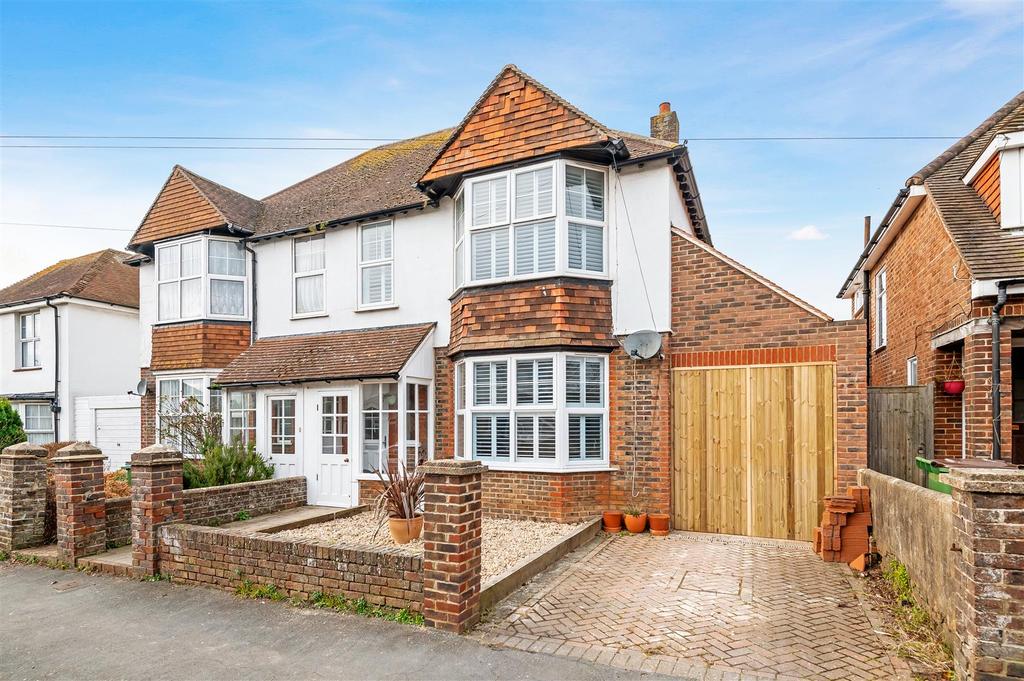 Hindover Road, Seaford 3 bed semidetached house £495,000