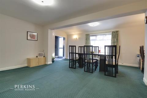 51 Crossmead Avenue, Greenford, UB6 9TZ