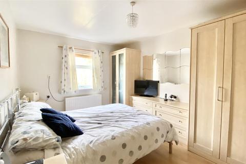 37 Grants Crescent, Seaham, SR7 7TL
