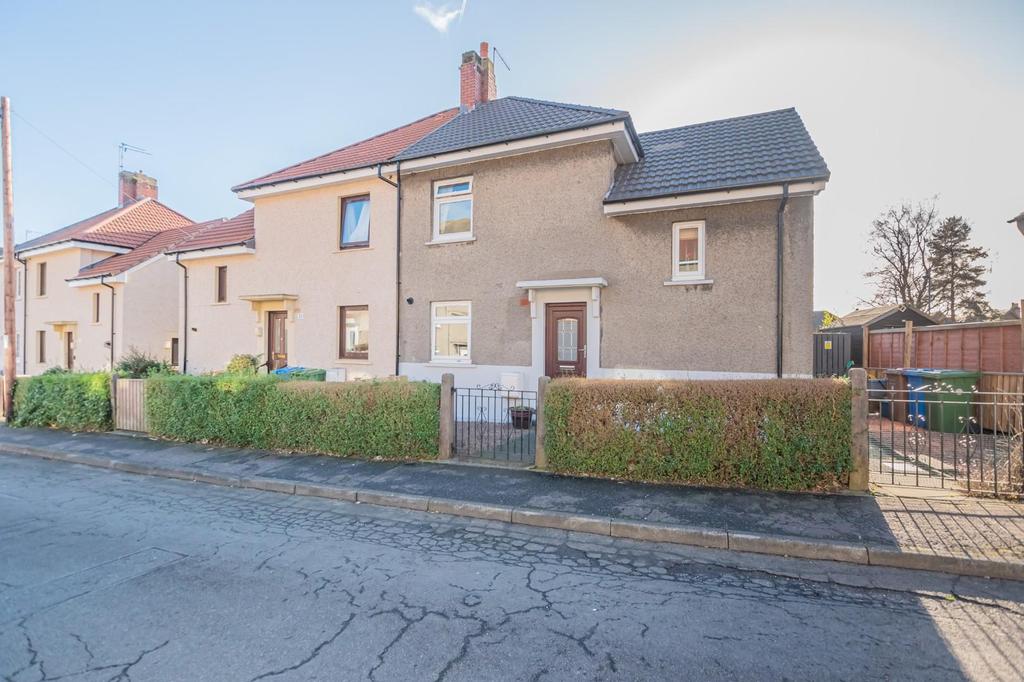 Jamieson Gardens, Tillicoultry 3 bed semidetached house £139,995