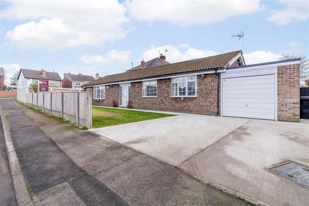 Bingham Avenue, Skegby 3 bed detached bungalow £295,000