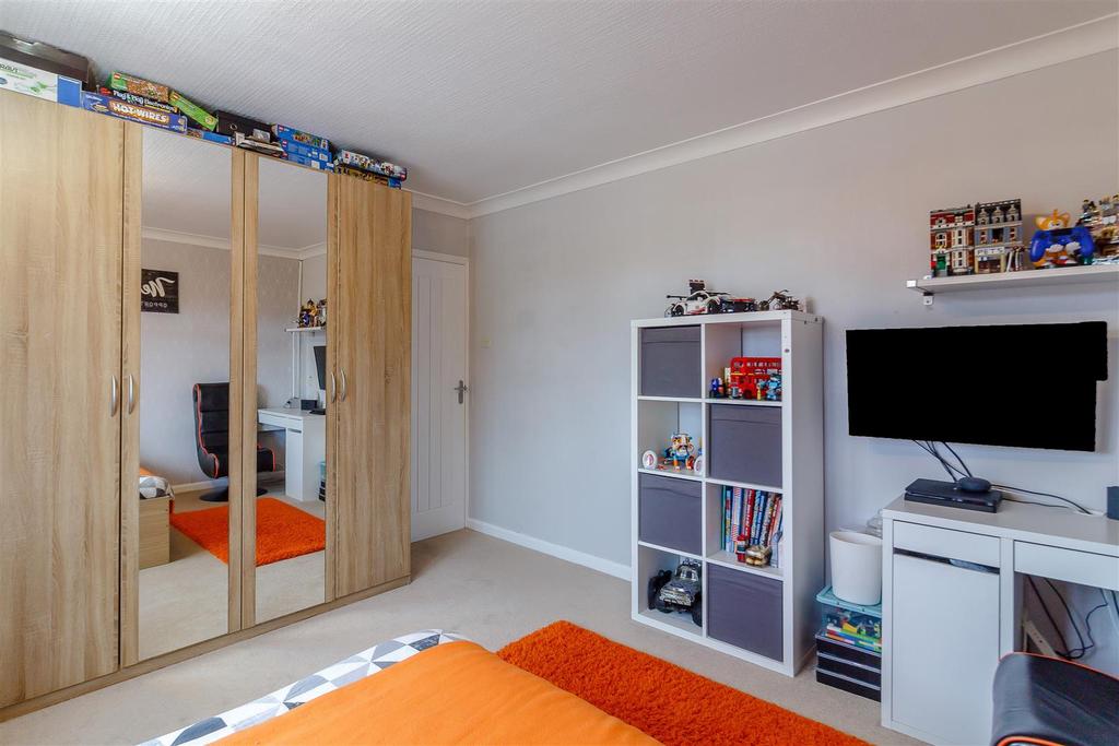 8490801-interior18.jpg