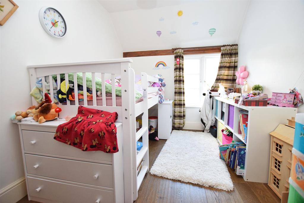 2nd Bedroom