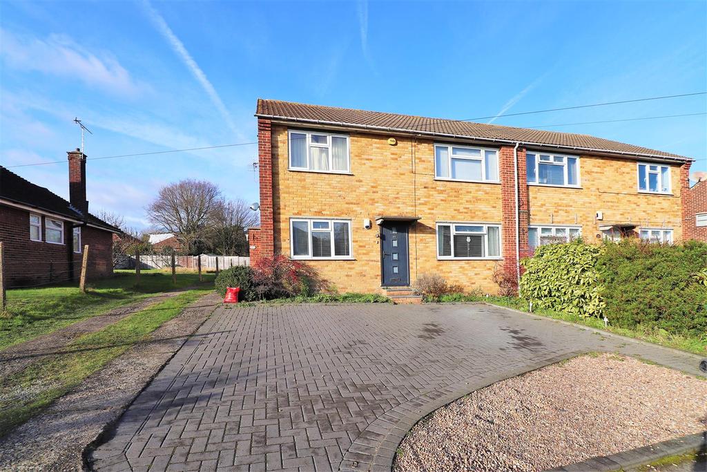 Dale Road, Swanley 3 bed £1,450 pcm (£335 pw)