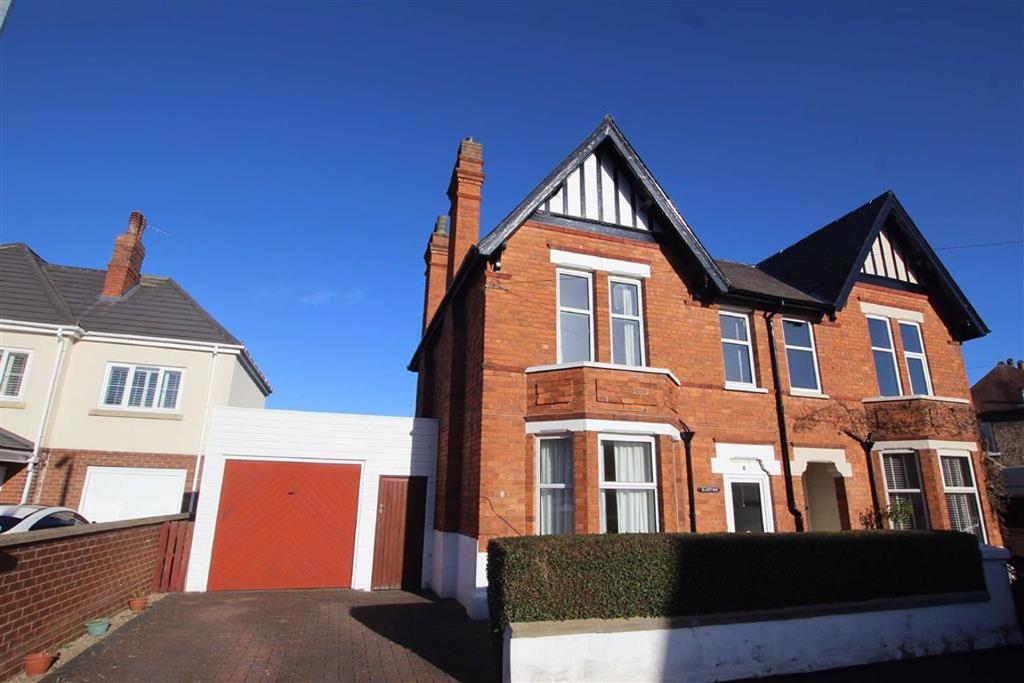 Manor Road, Lincoln, Lincolnshire 4 bed semidetached house £450,000