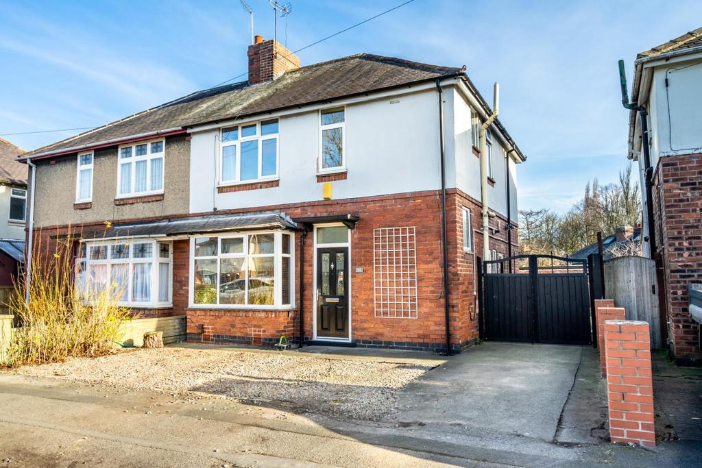 Melrosegate, York 5 bed semidetached house £375,000