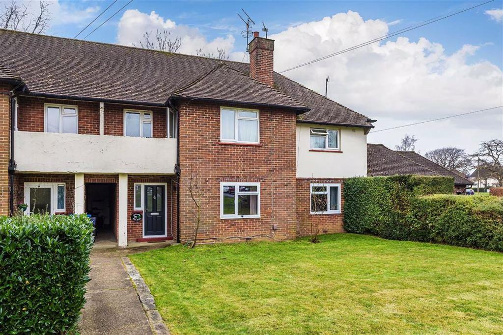 Pollards Oak Road, Oxted, Surrey 2 bed £319,950