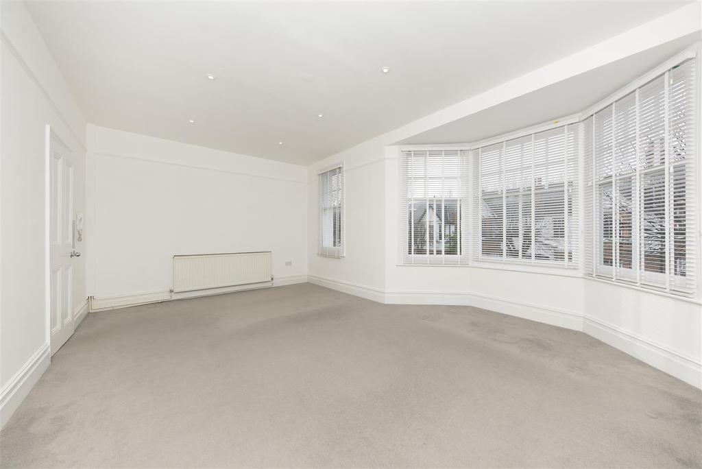 Panmuir Road, West Wimbledon, SW20 2 bed apartment £625,000