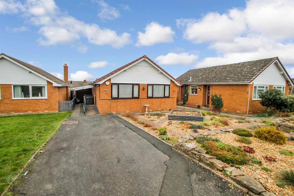 Ronhill Lane, Cleobury Mortimer... 2 bed detached bungalow £230,000