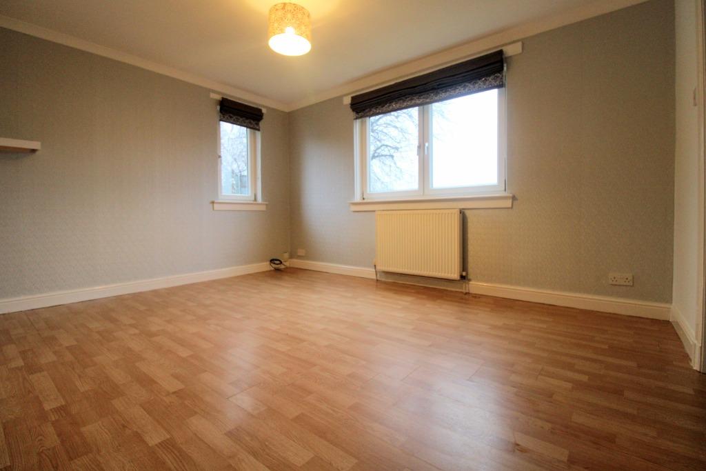 Balvie Road, Milngavie, G62 1 bed flat £625 pcm (£144 pw)