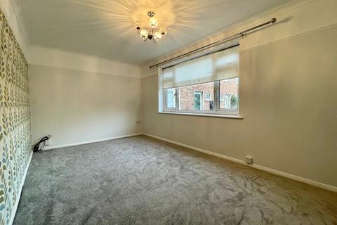 1 bedroom flat to rent - Baildon Close, Acomb, York, YO26