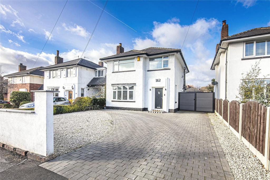 East Bawtry Road, Rotherham, South... 3 bed detached house £325,000