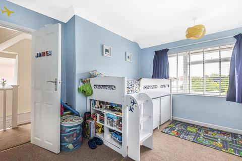 35 Sheepfold Road, Guildford, GU2 9TT