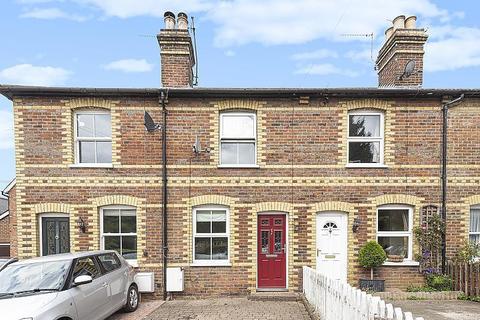 2 Victoria Cottages, Bramley, Guildford, GU5 0JH