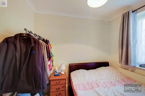 13 Sandow Crescent, Hayes, UB3 4QH