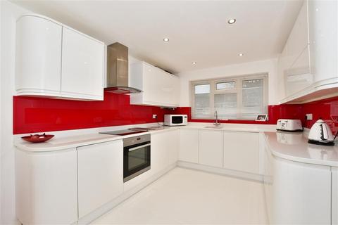 105 Caxton Close, Hartley, Longfield, DA3 7DP
