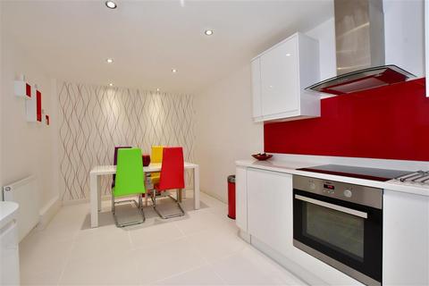 105 Caxton Close, Hartley, Longfield, DA3 7DP