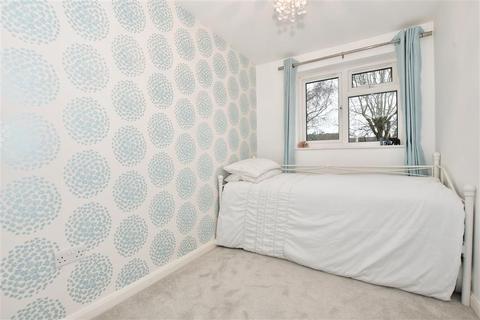 105 Caxton Close, Hartley, Longfield, DA3 7DP
