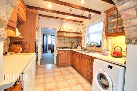 63 Grenfolds Road, Grenoside, Sheffield, S35 8NU
