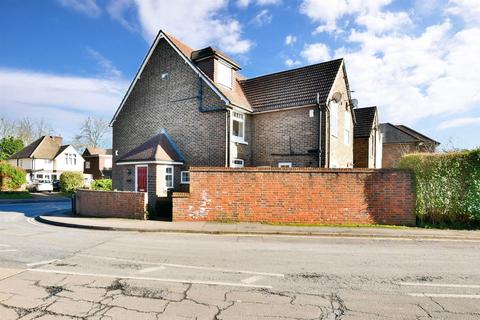 12 Bletchingley Road, Merstham, Redhill, RH1 3PJ