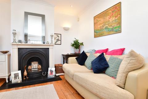 12 Bletchingley Road, Merstham, Redhill, RH1 3PJ
