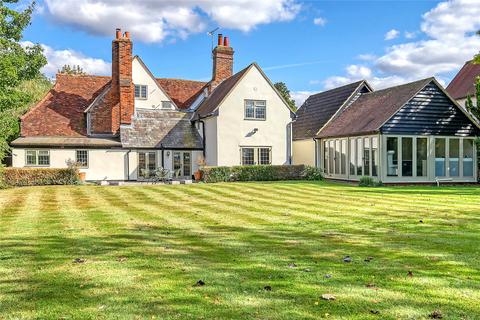 4 bedroom detached house for sale, Chelmsford Road, Causeway End, Felsted, Essex, CM6