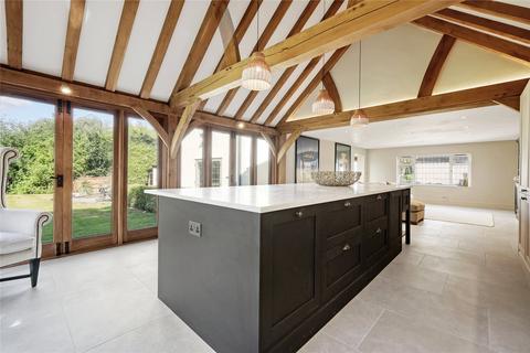 4 bedroom detached house for sale, Chelmsford Road, Causeway End, Felsted, Essex, CM6