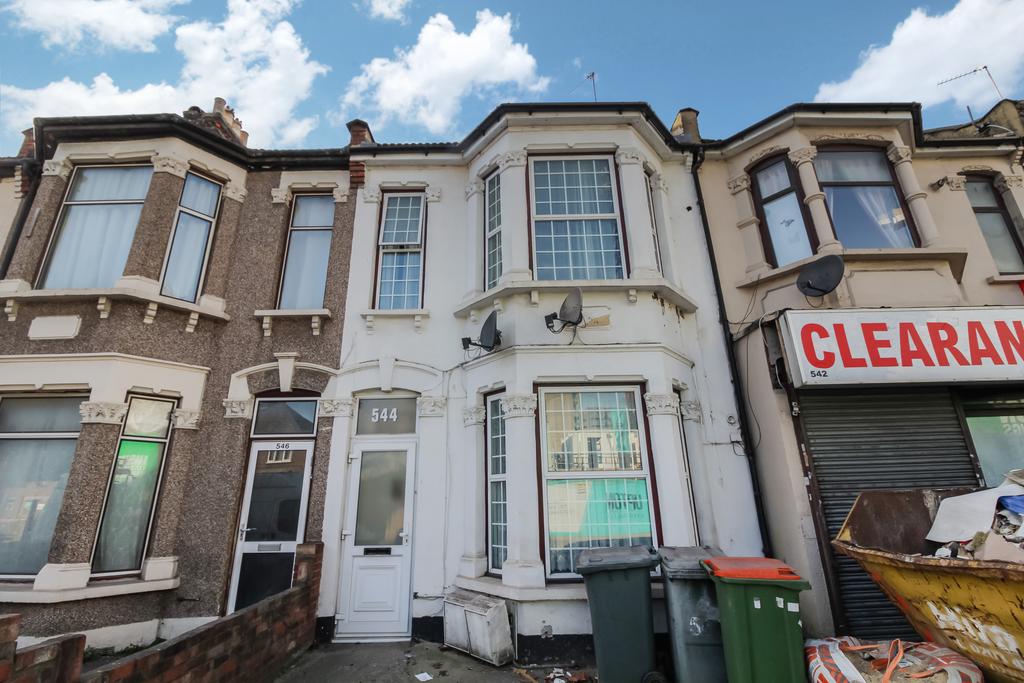 Green Street, Upton Park E13 1 bed flat £335,000