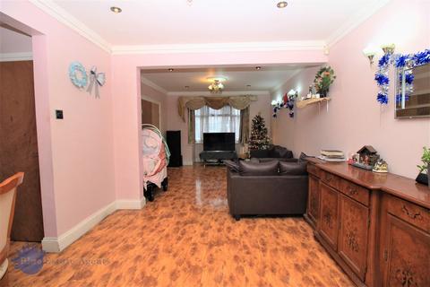 112 Ash Grove, Hounslow, TW5 9DS