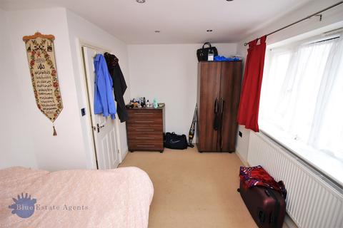 21a Harte Road, Hounslow, TW3 4LD