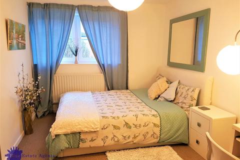 62 Edgar Road, Whitton, Hounslow, TW4 5QW