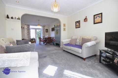 56 Broad Walk, Hounslow, TW5 9AB