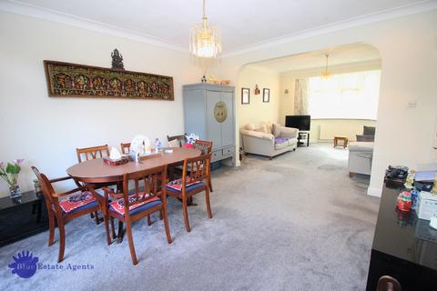 56 Broad Walk, Hounslow, TW5 9AB