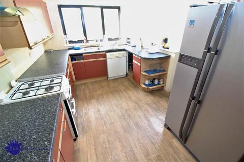 5 The Vale, Hounslow, TW5 9HT