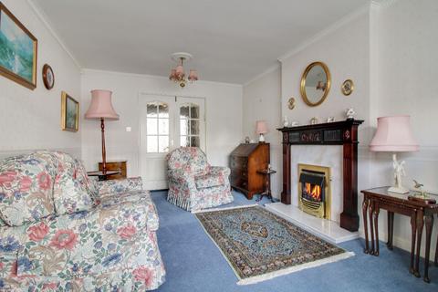 5 Brooke Close, Harrogate, HG1 3ND