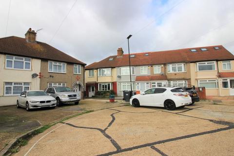 5 bedroom end of terrace house to rent, Marnell Way, Hounslow, TW4